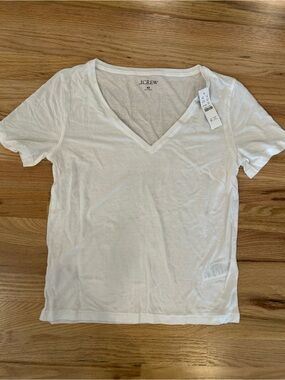 J.Crew White V-Neck Short Sleeve Tee